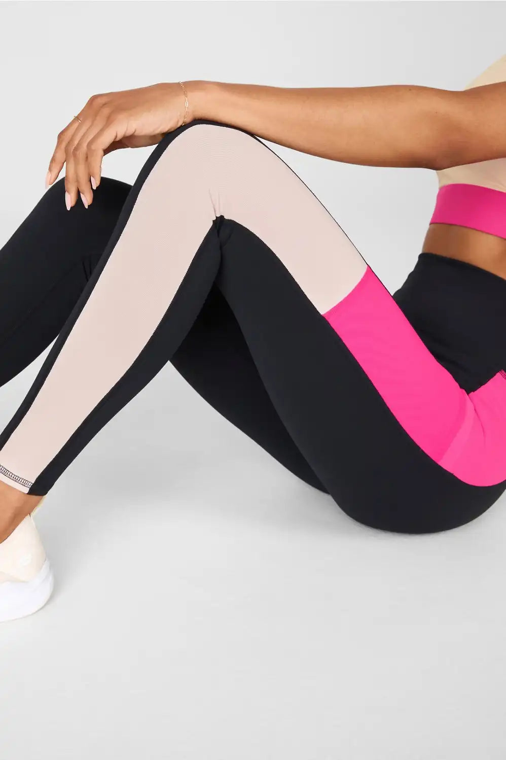 On-The-Go PowerHold® High-Waisted Legging