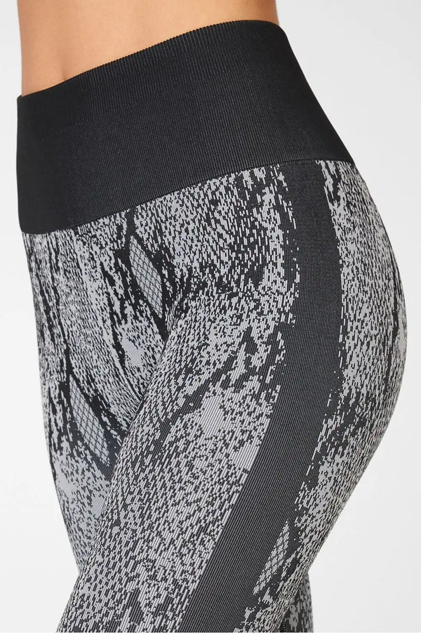 High-Waisted Seamless Snakeskin 7/8