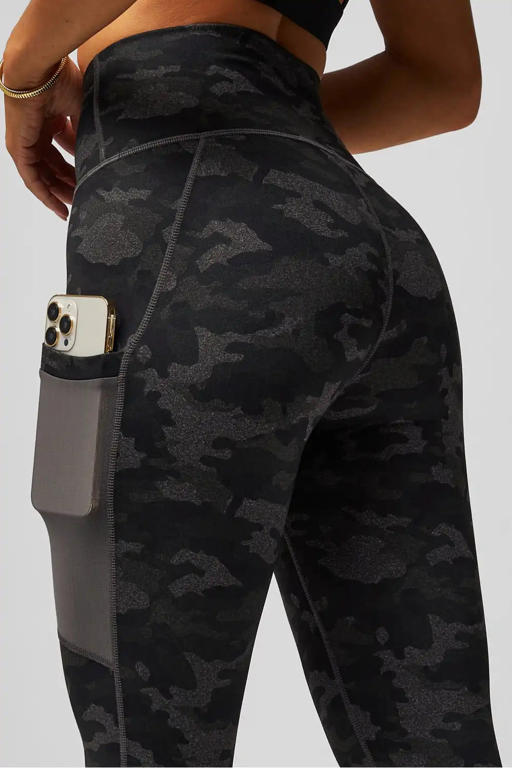 On-The-Go PowerHold® High-Waisted Legging