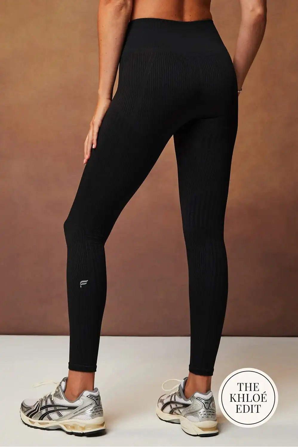 Seamless High-Waisted Compressive Legging Secondary image