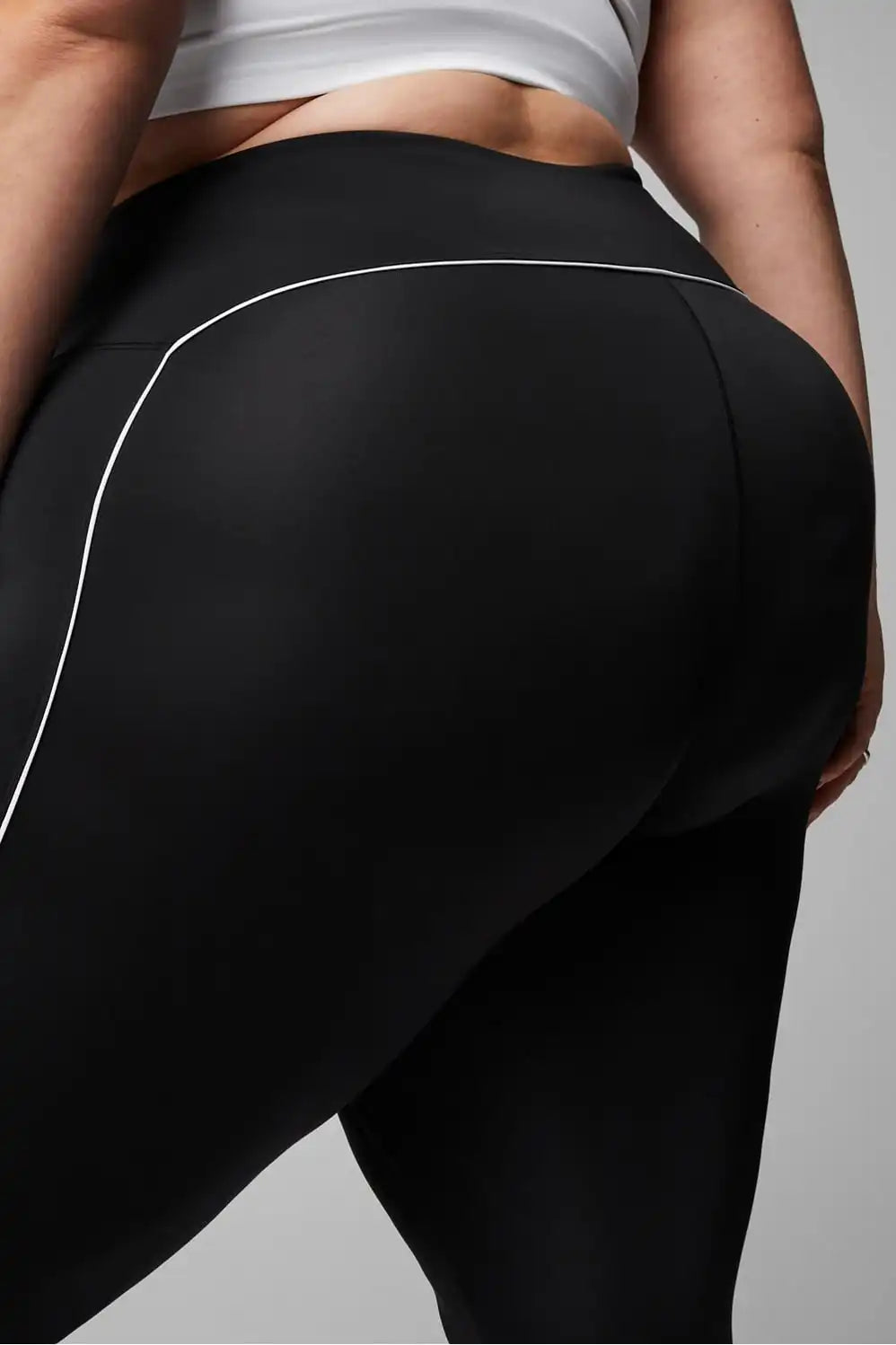 Anywhere Motion365+ High-Waisted Piped Legging