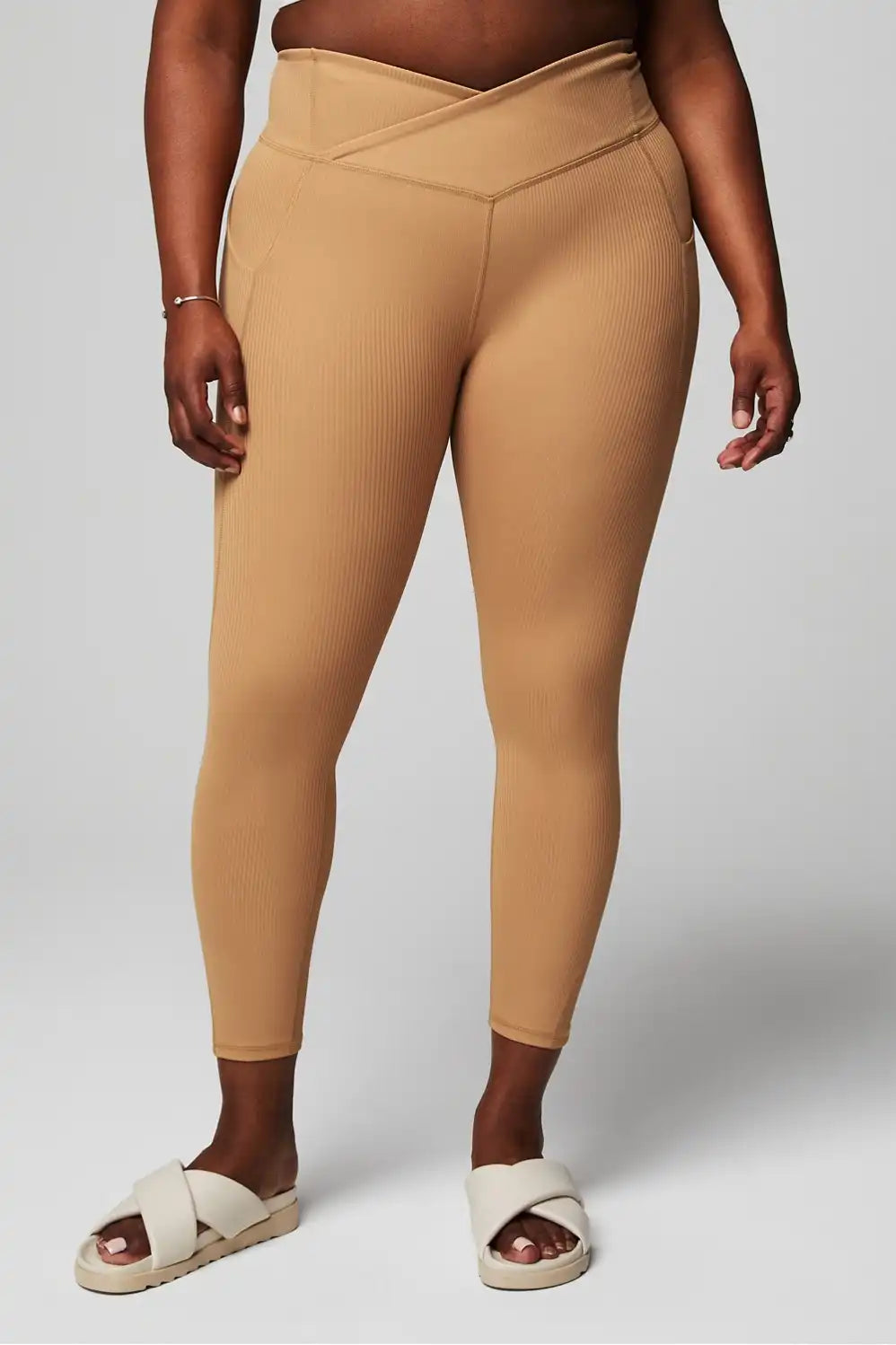 Oasis Rib HW Crossover 7/8 Legging