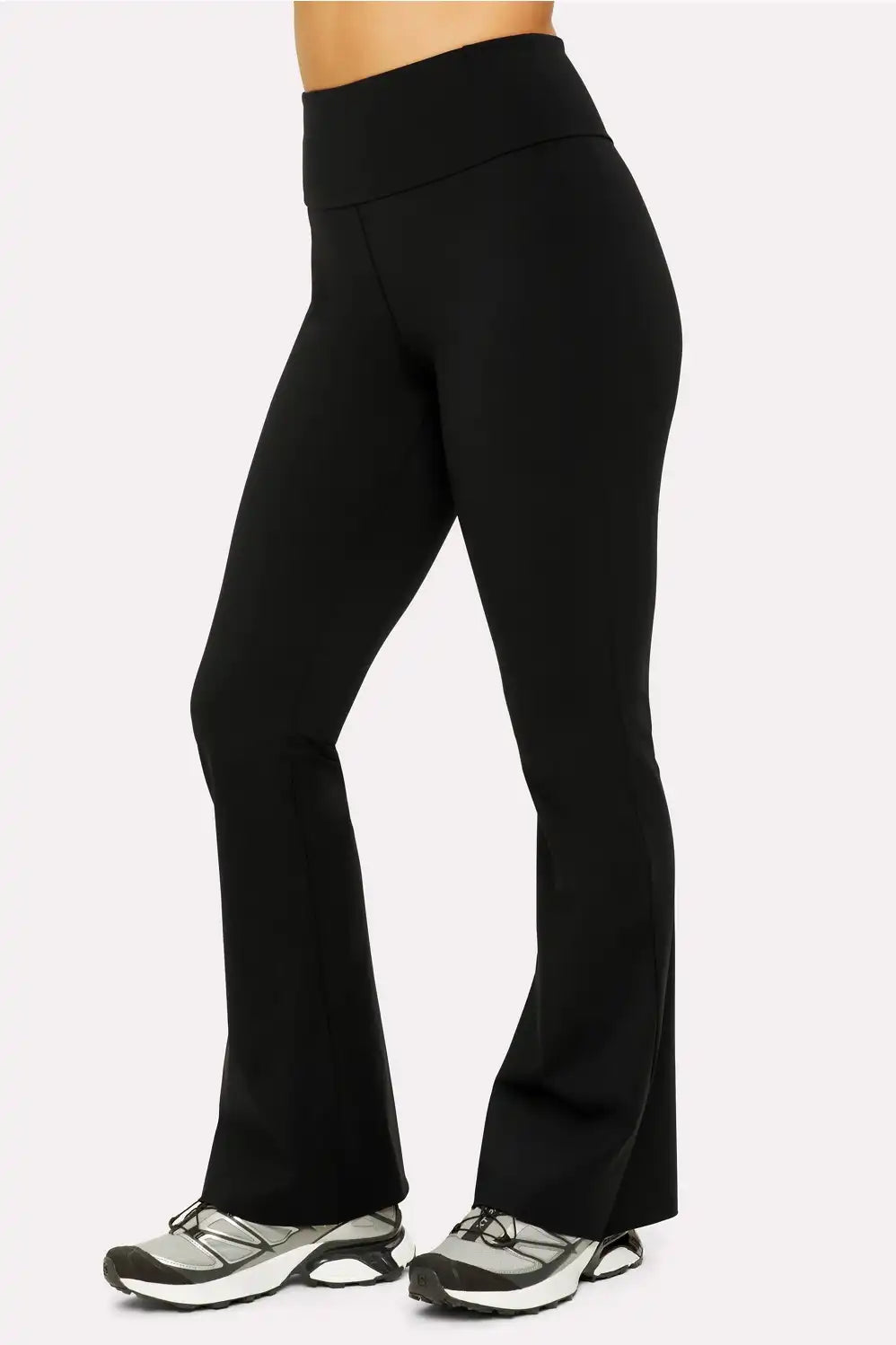Ultra-Smooth Flare Legging Secondary image