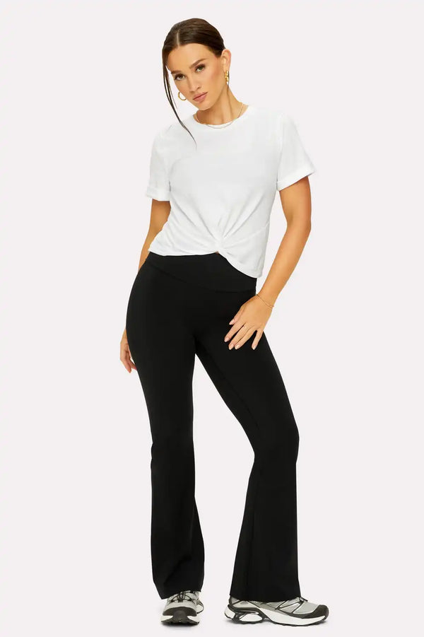 Ultra-Smooth Flare Legging