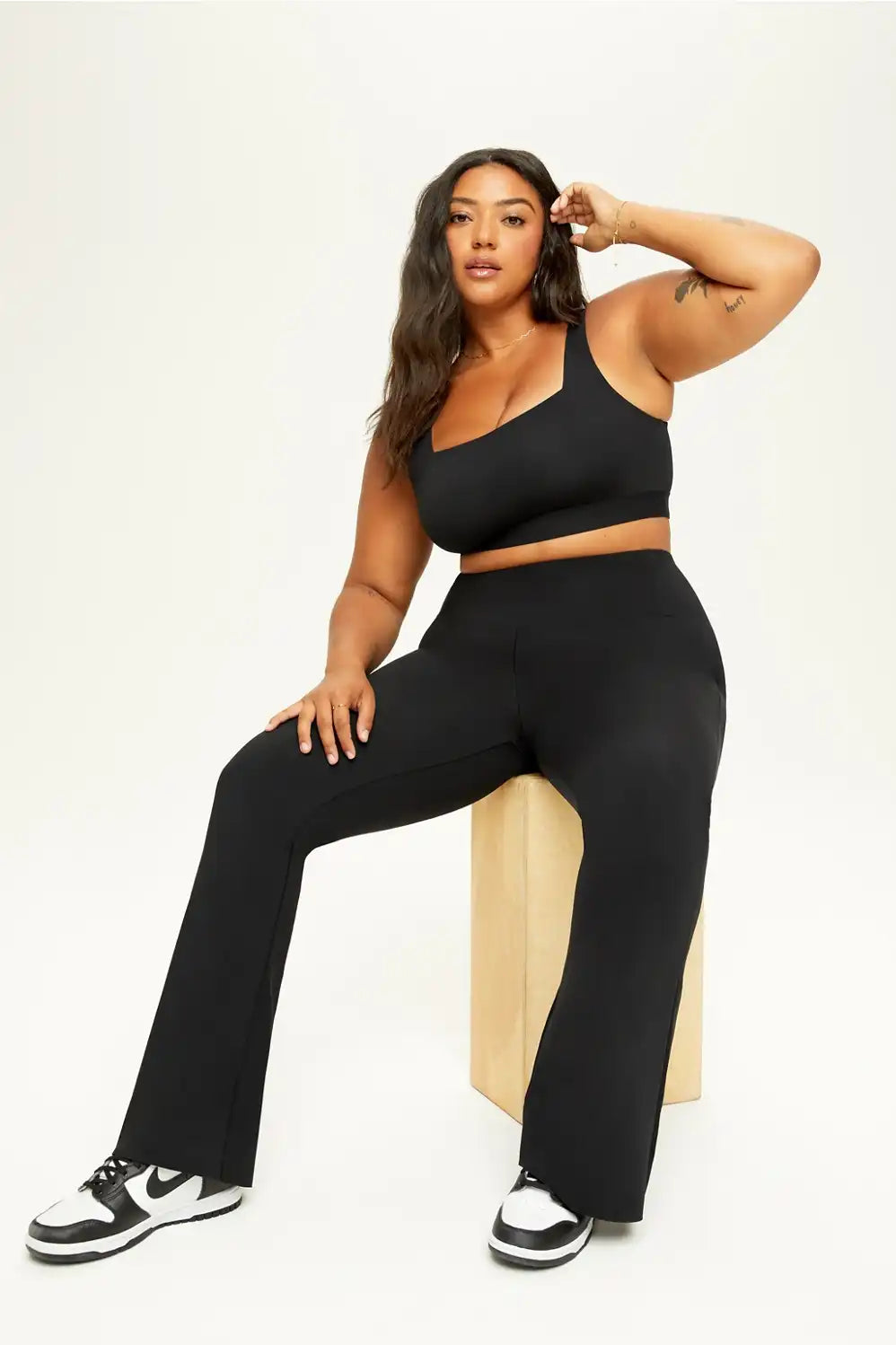 Ultra-Smooth Flare Legging
