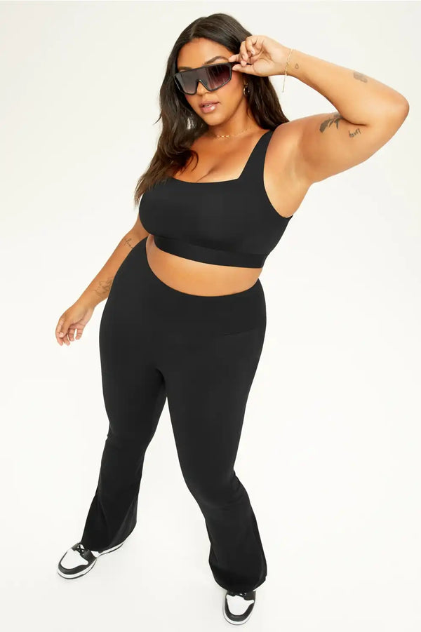 Ultra-Smooth Flare Legging
