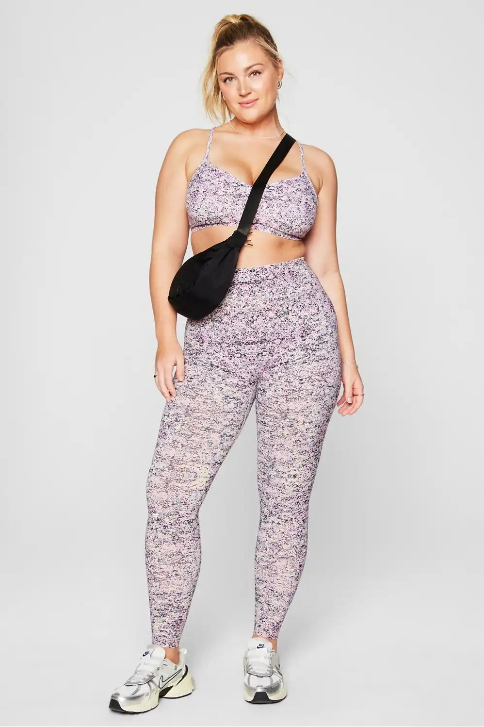 Sleek Seamless High-Waisted Legging