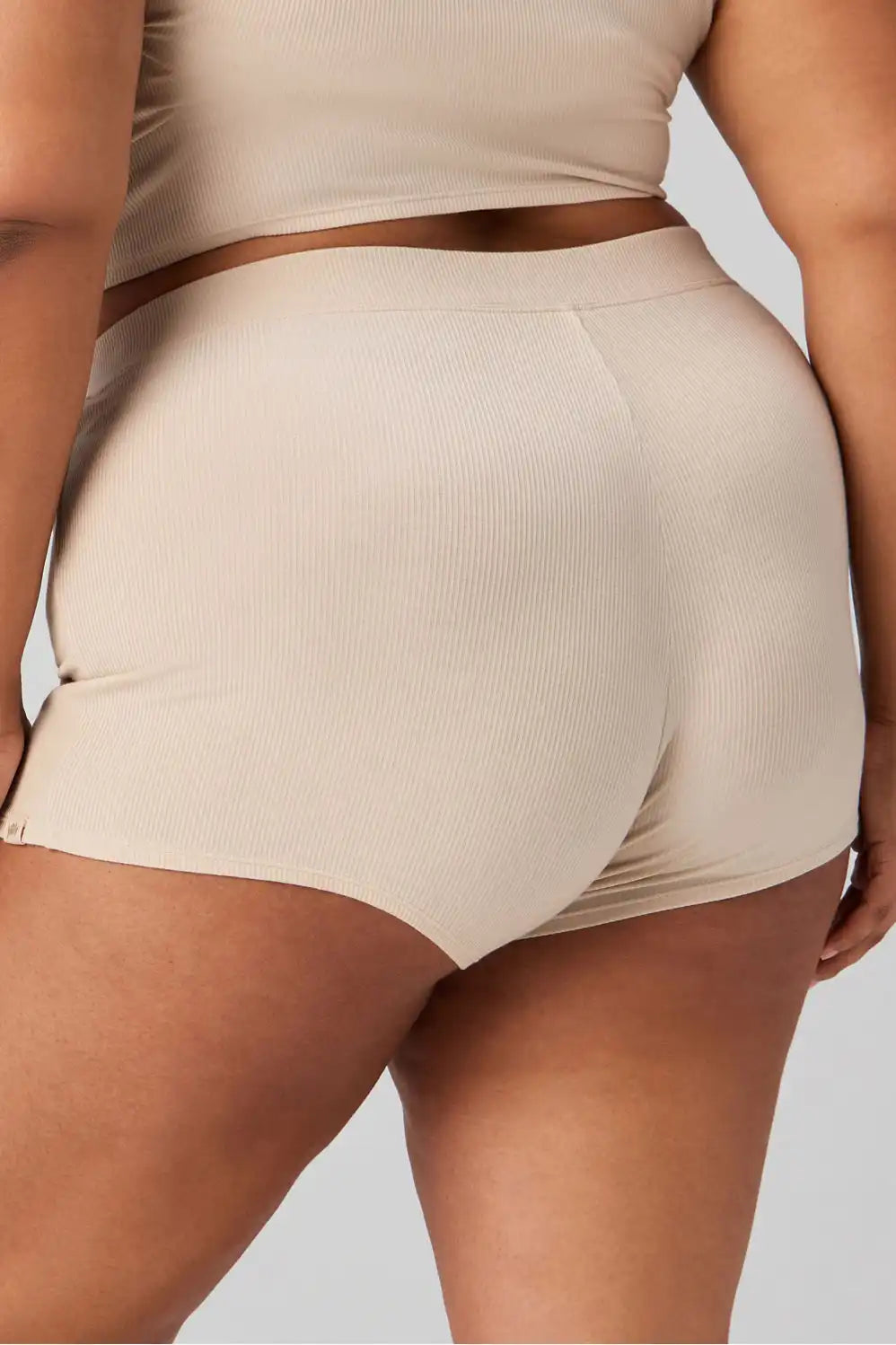 Soft Rib Hot Short