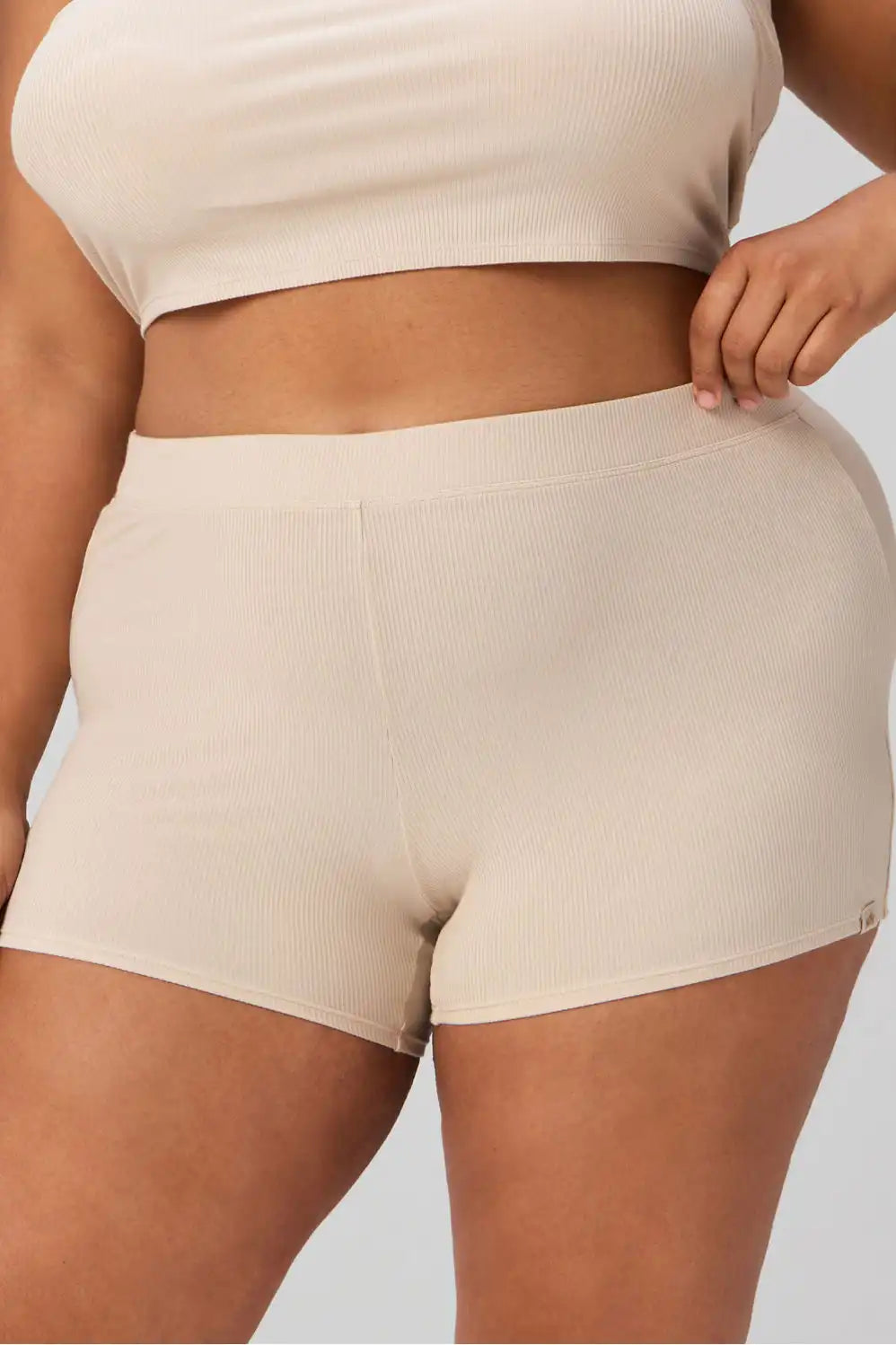 Soft Rib Hot Short