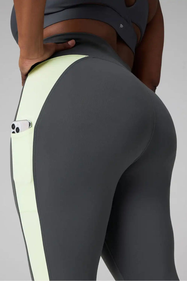 On-The-Go PowerHold® High-Waisted Legging