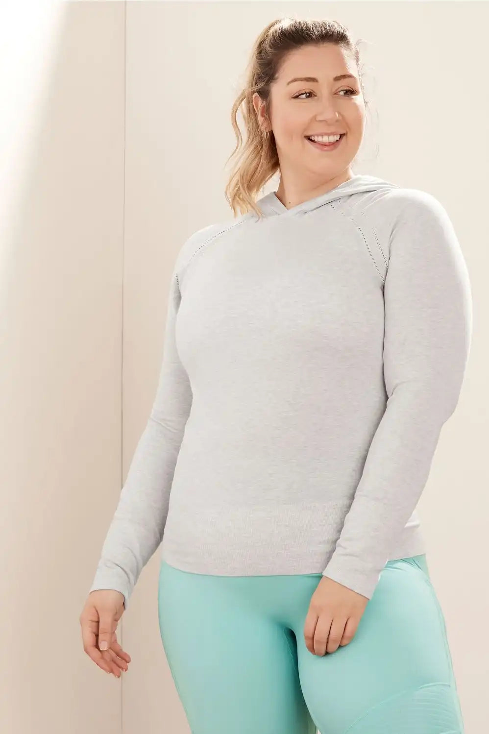 Kinsley Seamless Long-Sleeve Hoodie