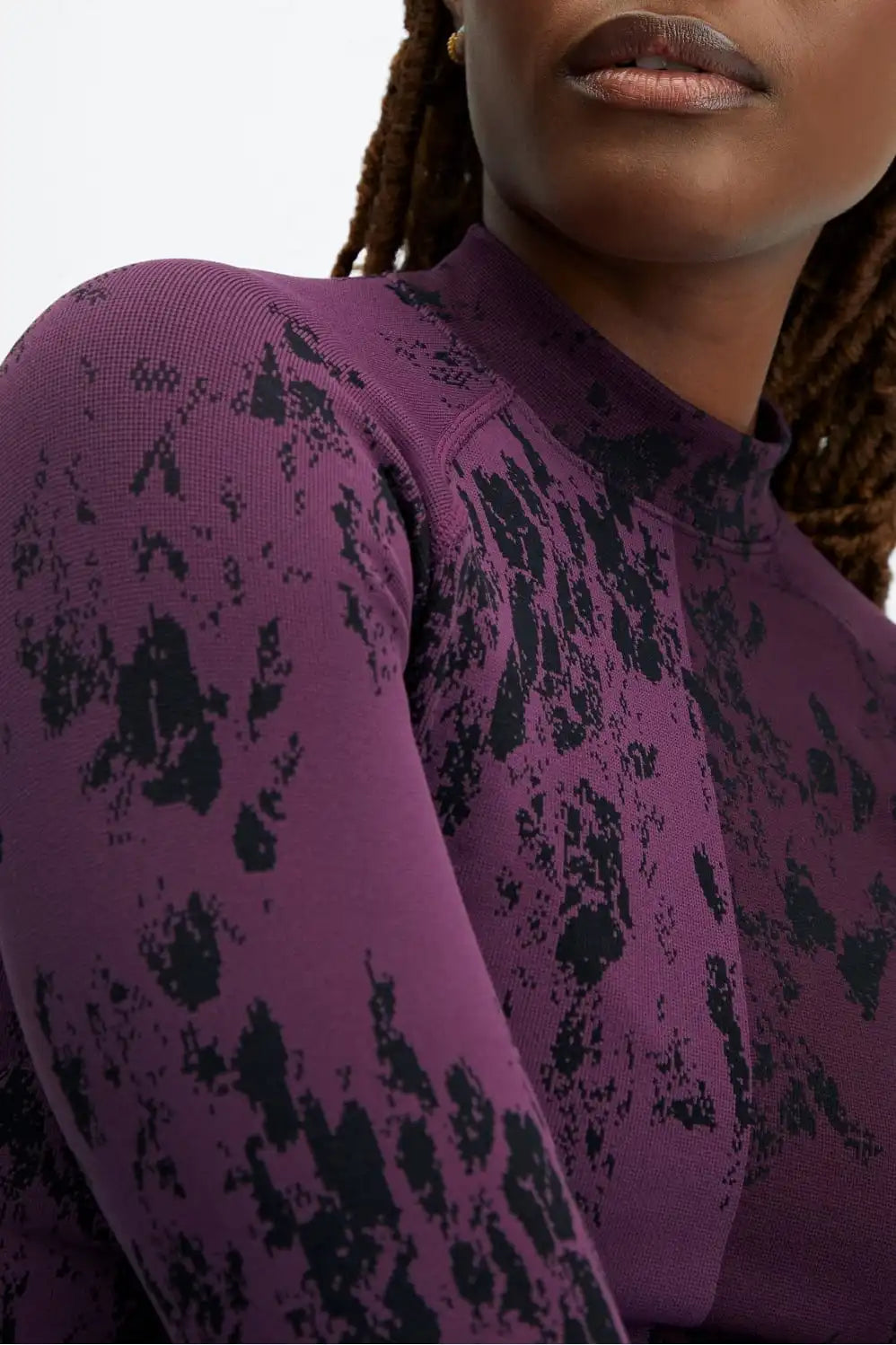 Courtney Seamless Long-Sleeve Top