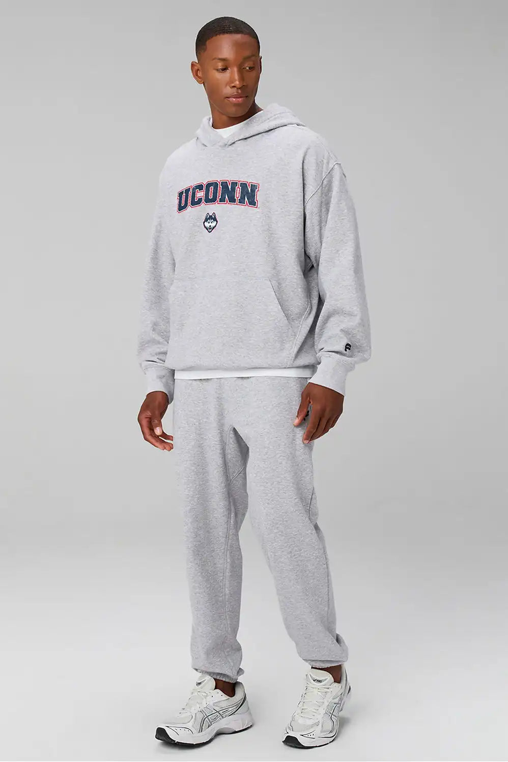 Uconn The Go-To Hoodie (Oversized)