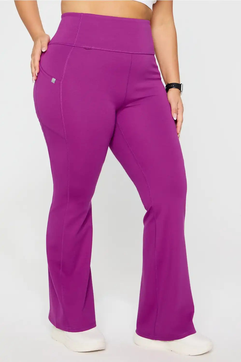 PonteFlex Kick Flare Scrub Legging