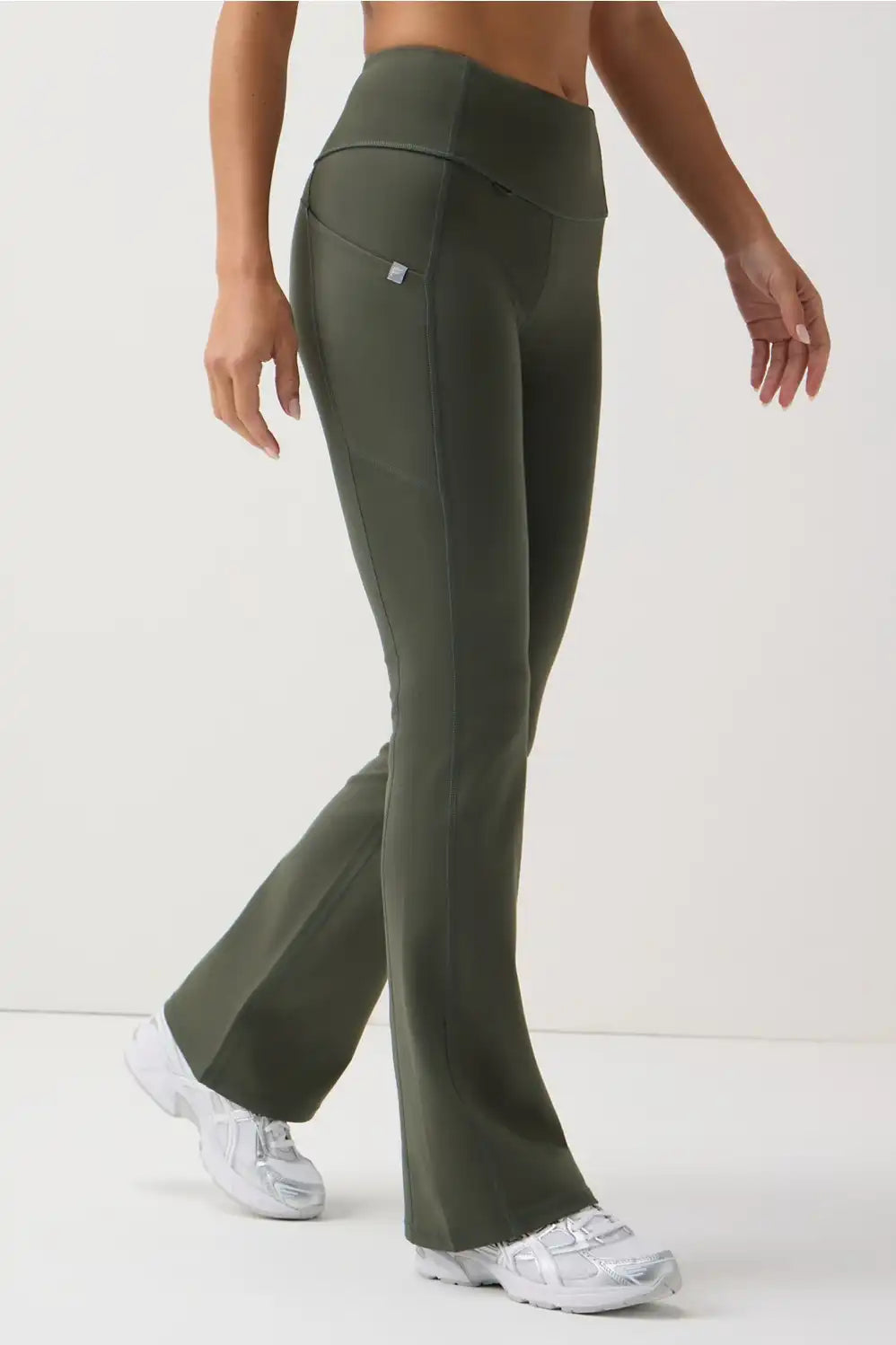 PonteFlex Kick Flare Scrub Legging