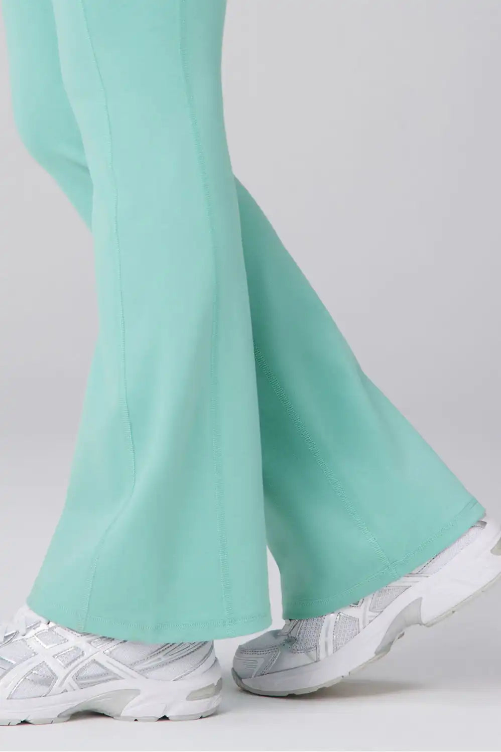 PonteFlex Kick Flare Scrub Legging