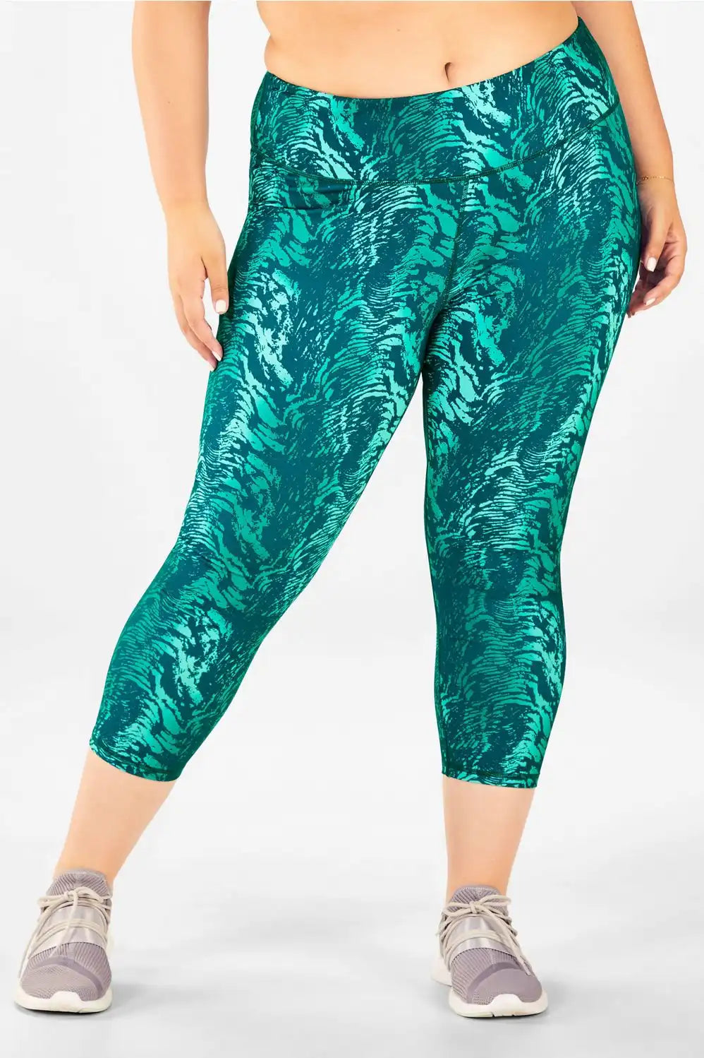 Define PowerHold® Mid-Rise Capri