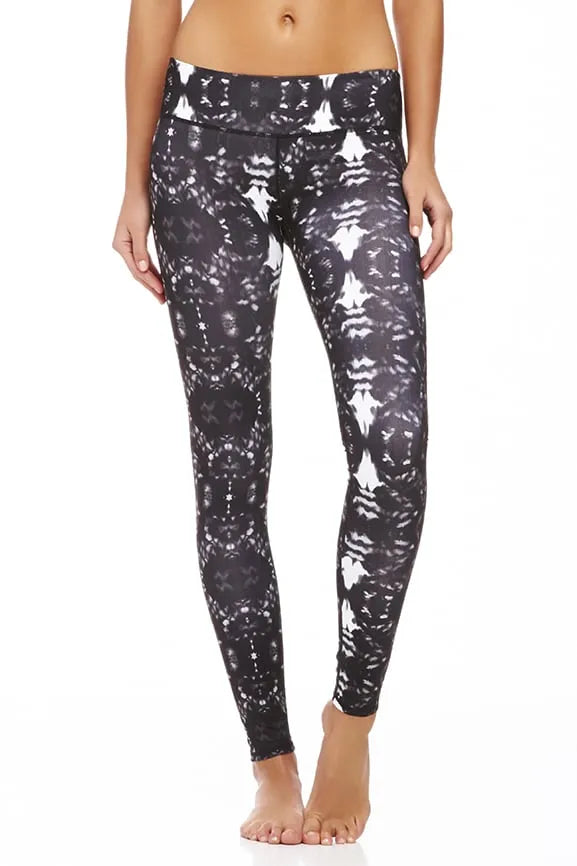 Define PowerHold® Mid-Rise Legging