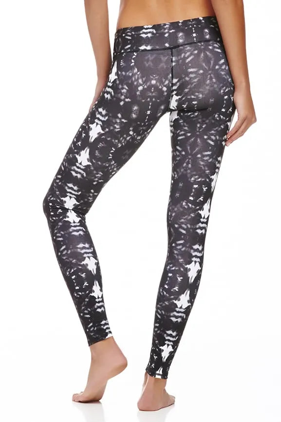 Define PowerHold® Mid-Rise Legging