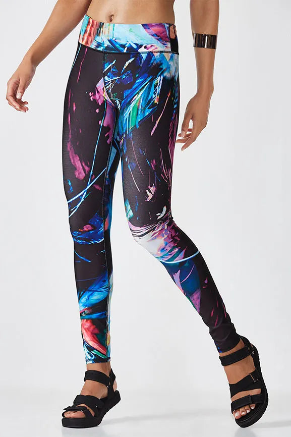 Define PowerHold® Mid-Rise Legging
