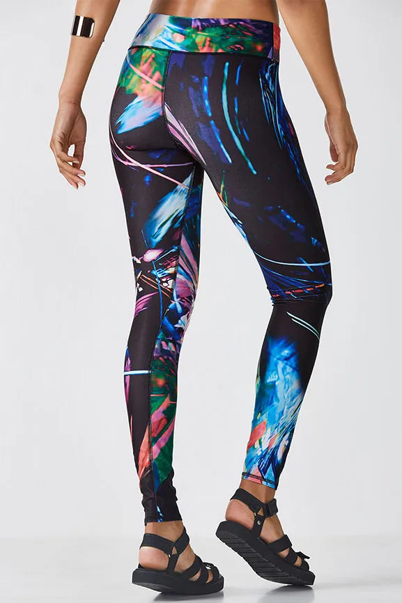 Define PowerHold® Mid-Rise Legging