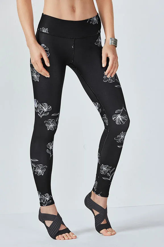 Define PowerHold® Mid-Rise Legging Main image