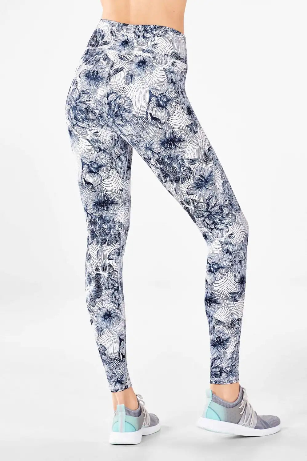 Define PowerHold® Mid-Rise Legging Secondary image