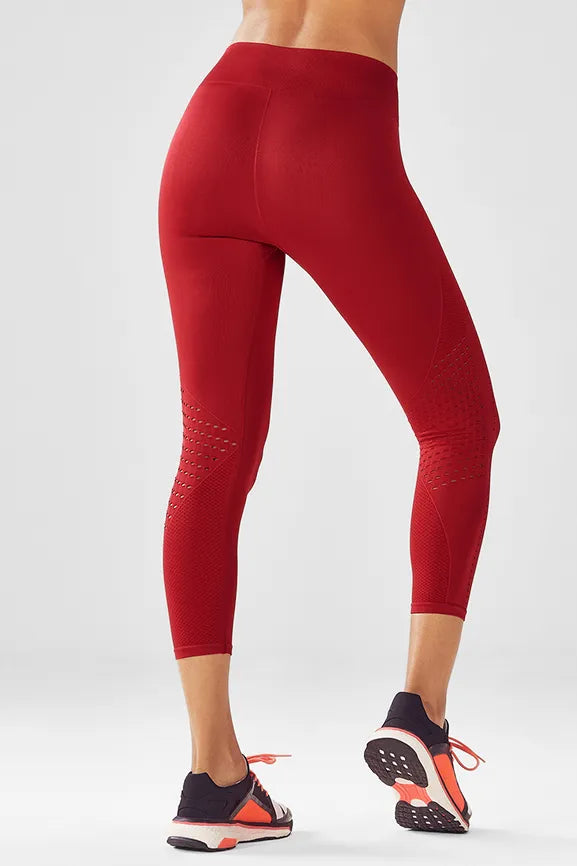 Seamless Mid-Rise Capri