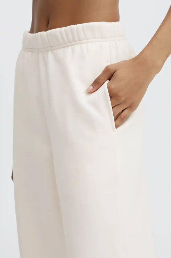 Go-To Wide Leg Sweatpant