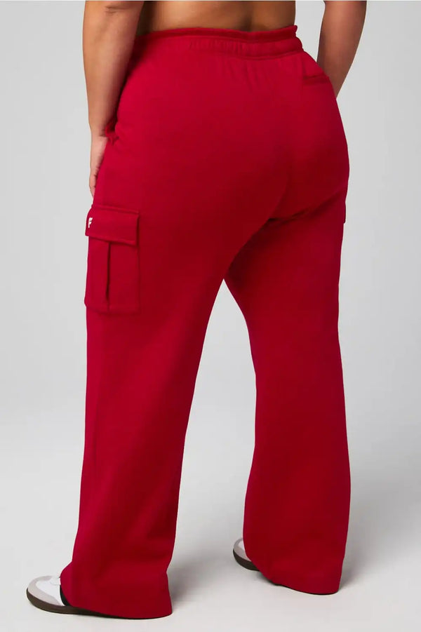 Cozy Fleece Wide Leg Cargo Sweatpant