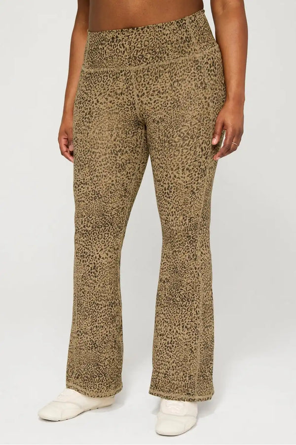 Oasis PureLuxe High-Waisted Pocketed Kick Flare