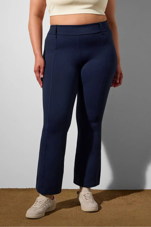 PowerHold® Kick Flare Pant