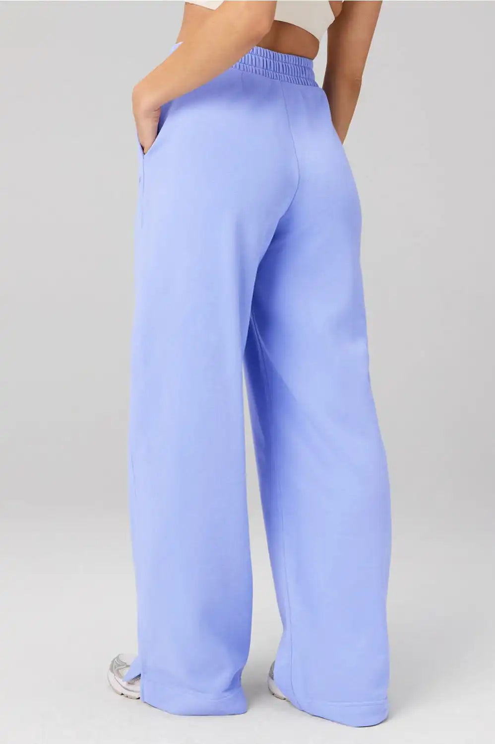 Year Round Terry V-Waist Sweatpant Secondary image