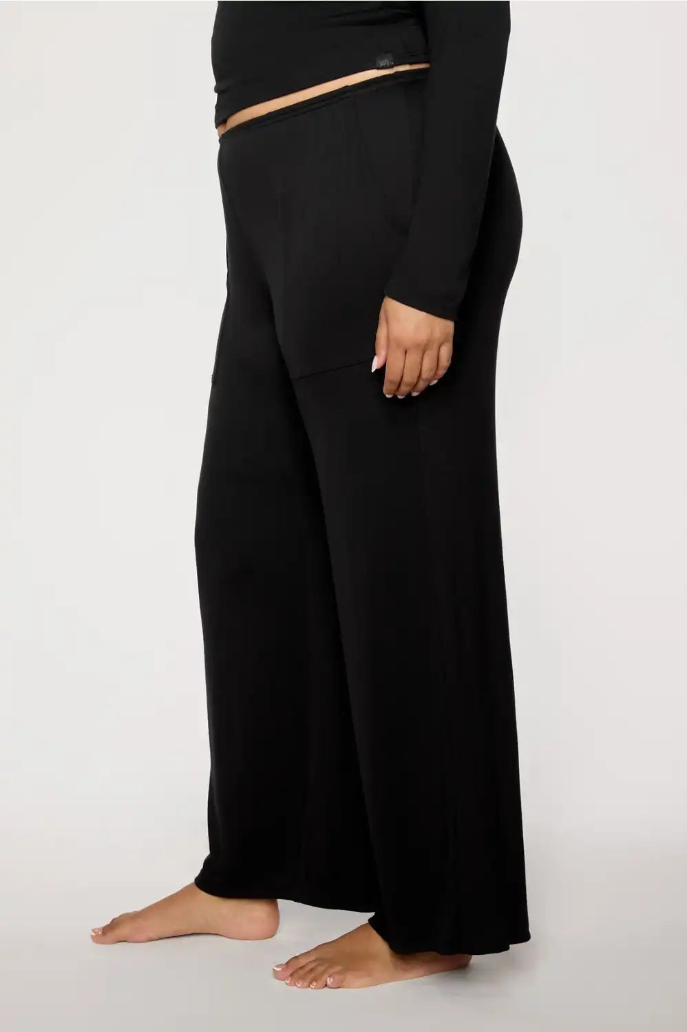 Soft Rib Wide Leg Pant