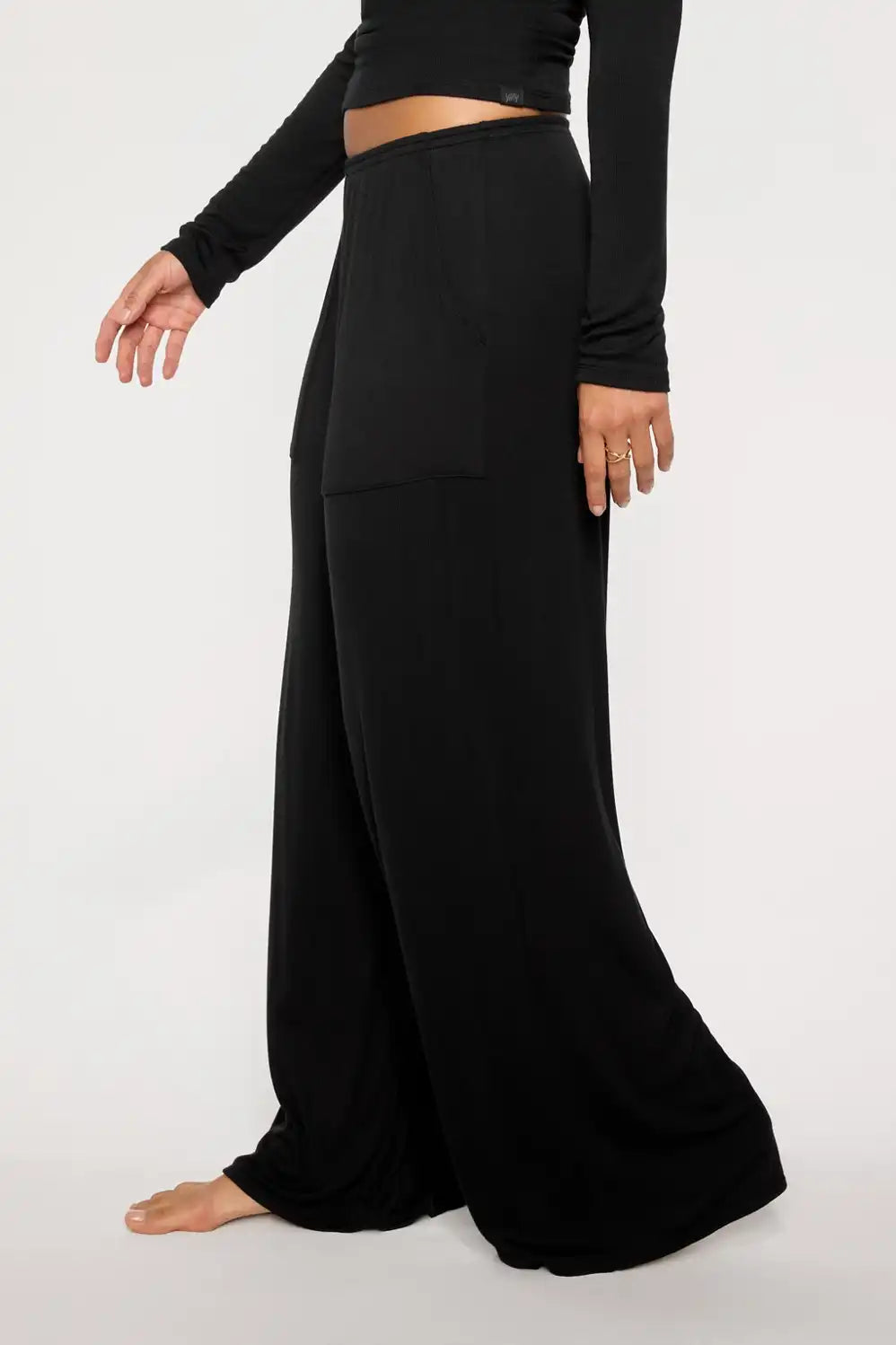 Soft Rib Wide Leg Pant