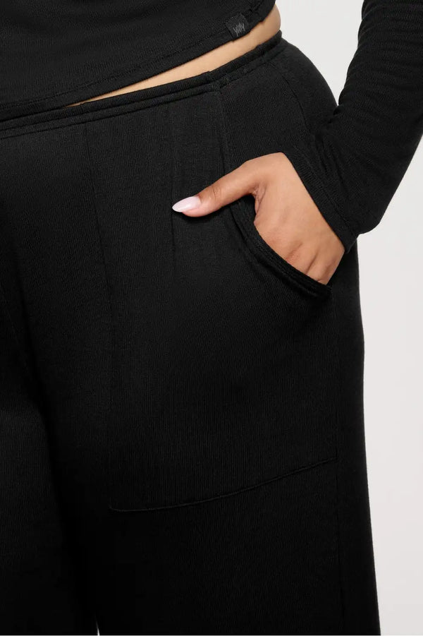 Soft Rib Wide Leg Pant
