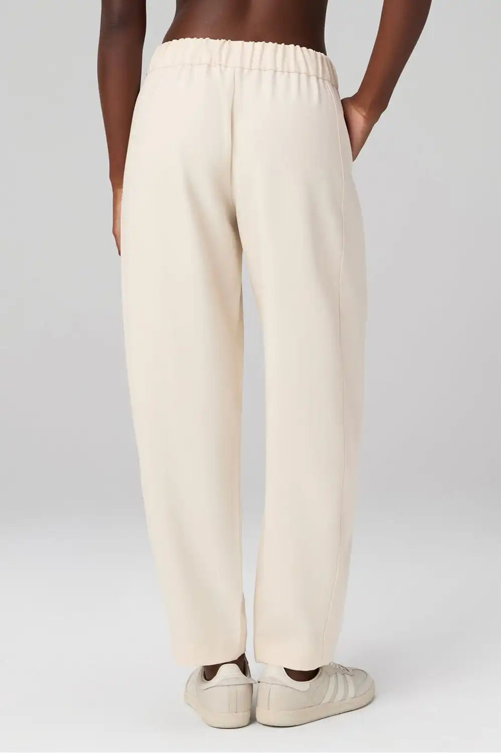 Easy Twill Mid Rise Barrel Pull-On Ankle Pant