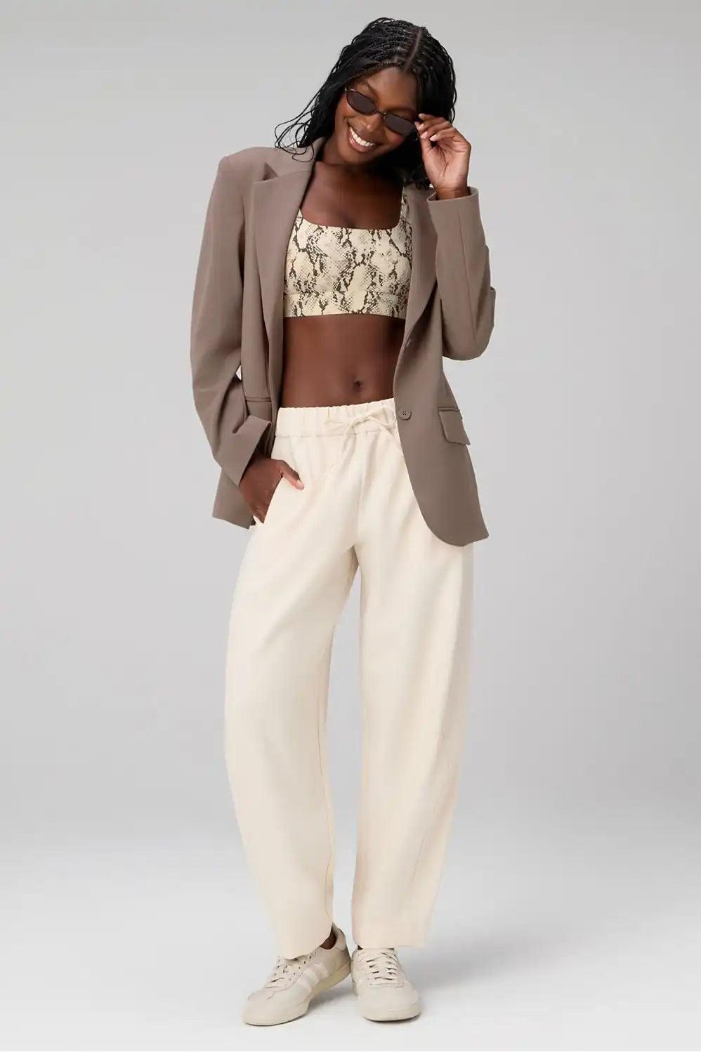 Easy Twill Mid Rise Barrel Pull-On Ankle Pant