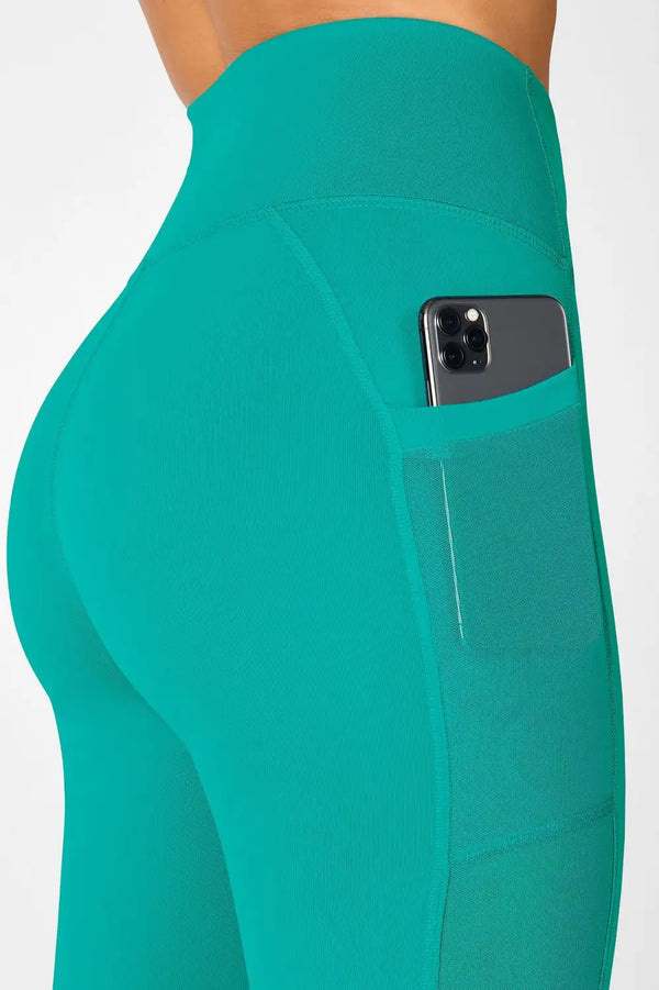 On-The-Go PowerHold® High-Waisted 9'' Short
