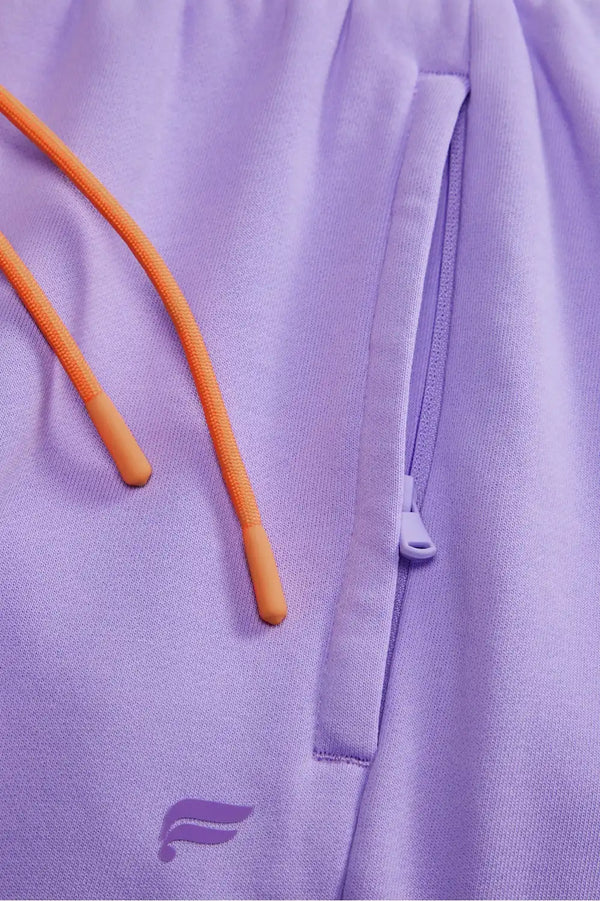 The Lightweight Go-To Short