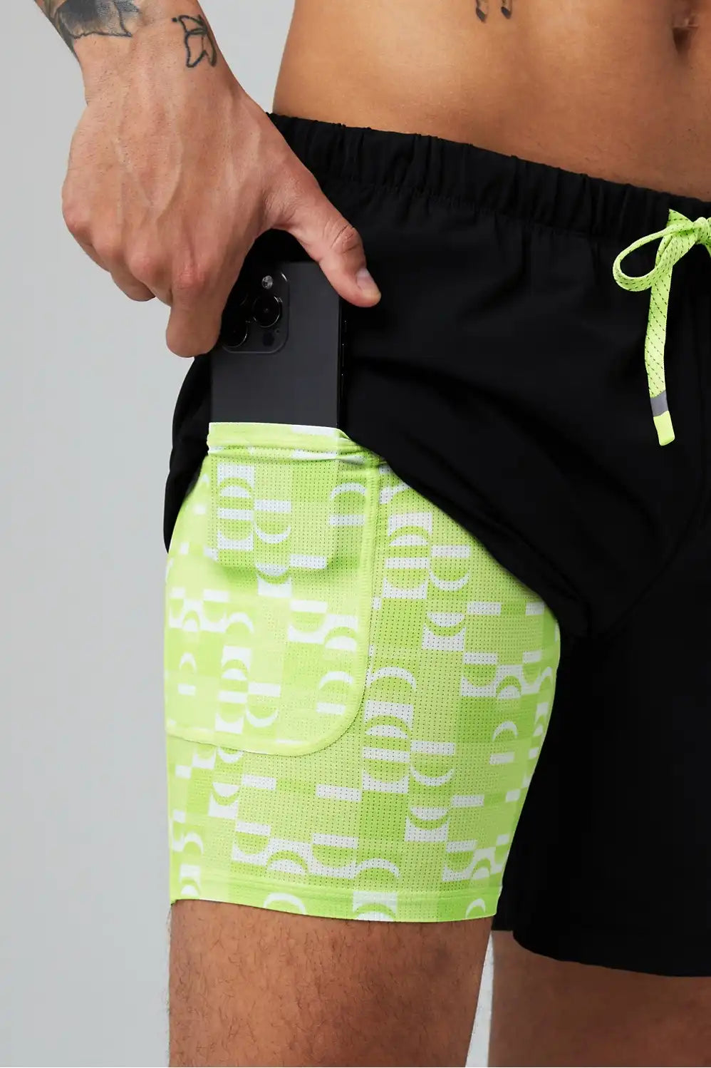 The One Short Lined 7in