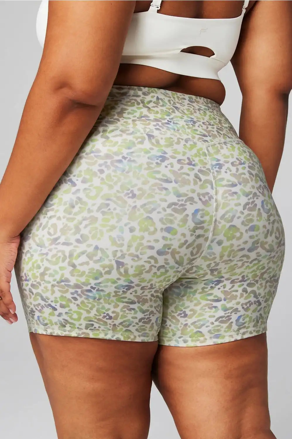 Anywhere Motion365+ High-Waisted 6" Short
