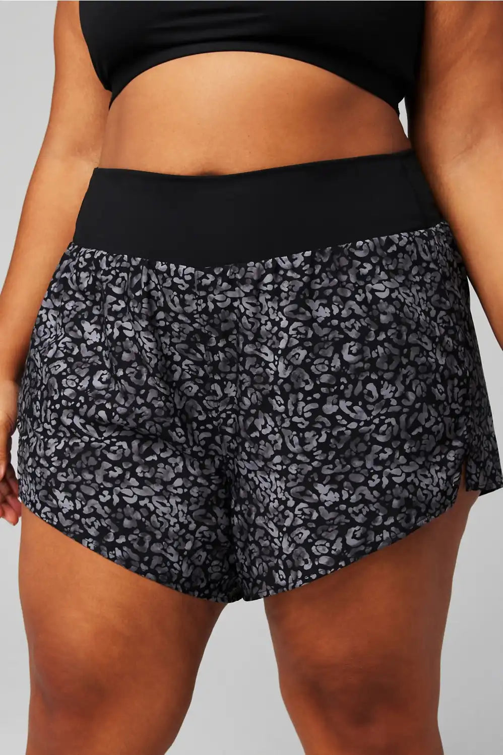 Sunchaser Short 4.5"