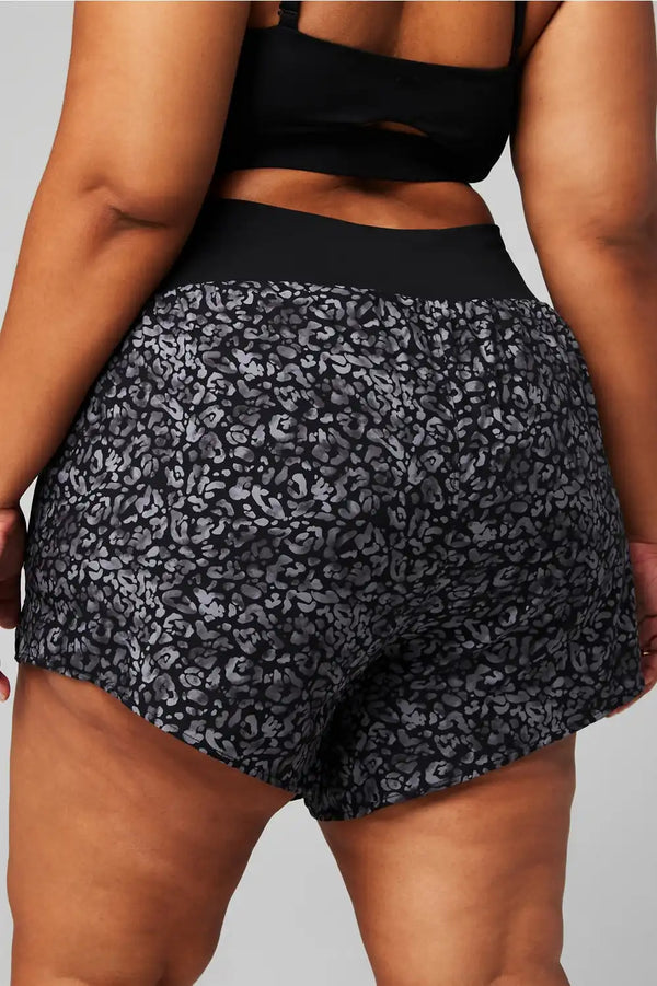 Sunchaser Short 4.5"