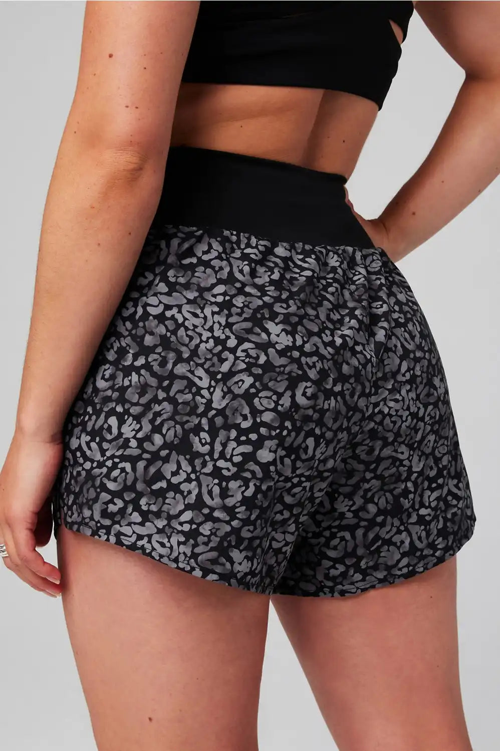 Sunchaser Short 4.5"