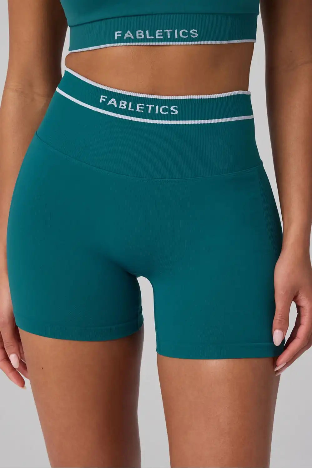 Seamless Scrunch Short 4" Secondary image