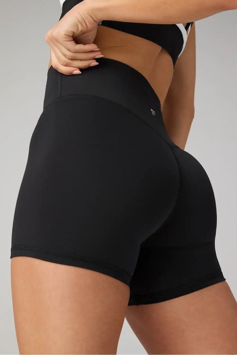 PureLuxe High-Waisted TLC Short 4"