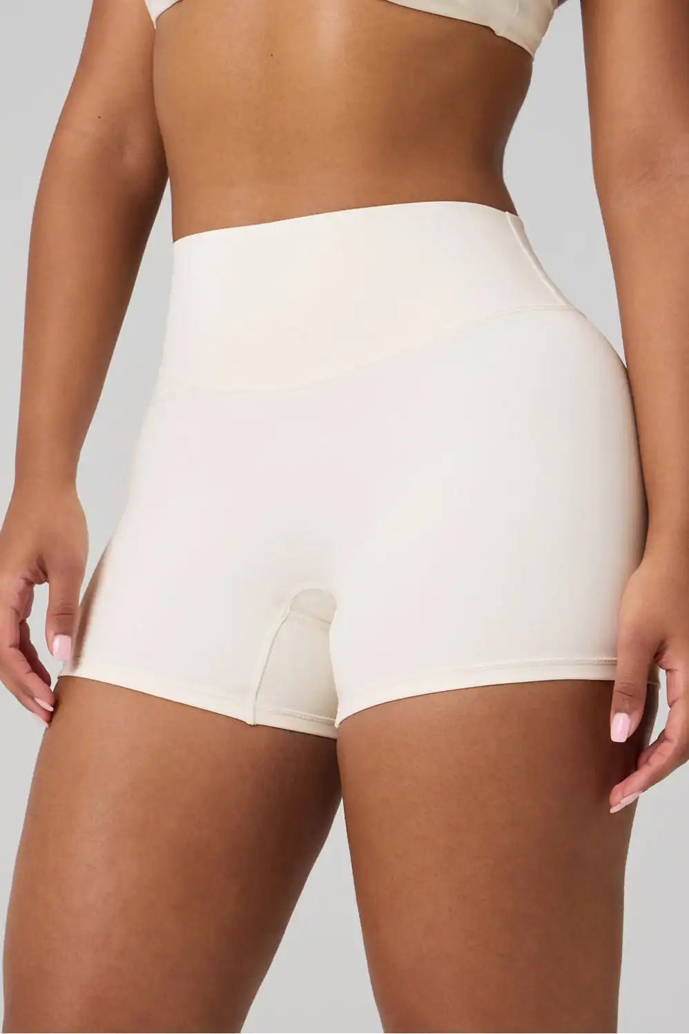 The No-Seam PureLuxe TLC Short 4" Main image