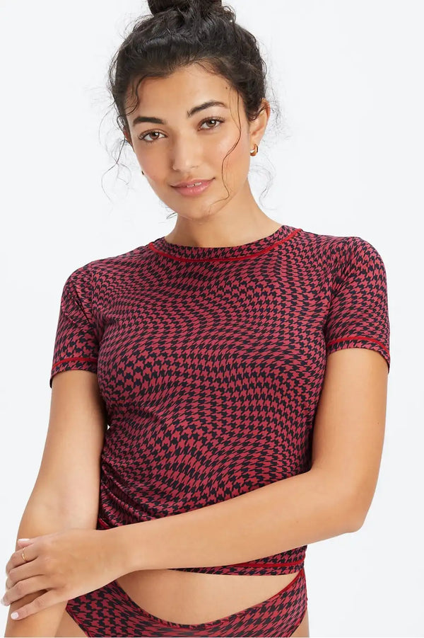 Fine Touch Short-Sleeve Tee