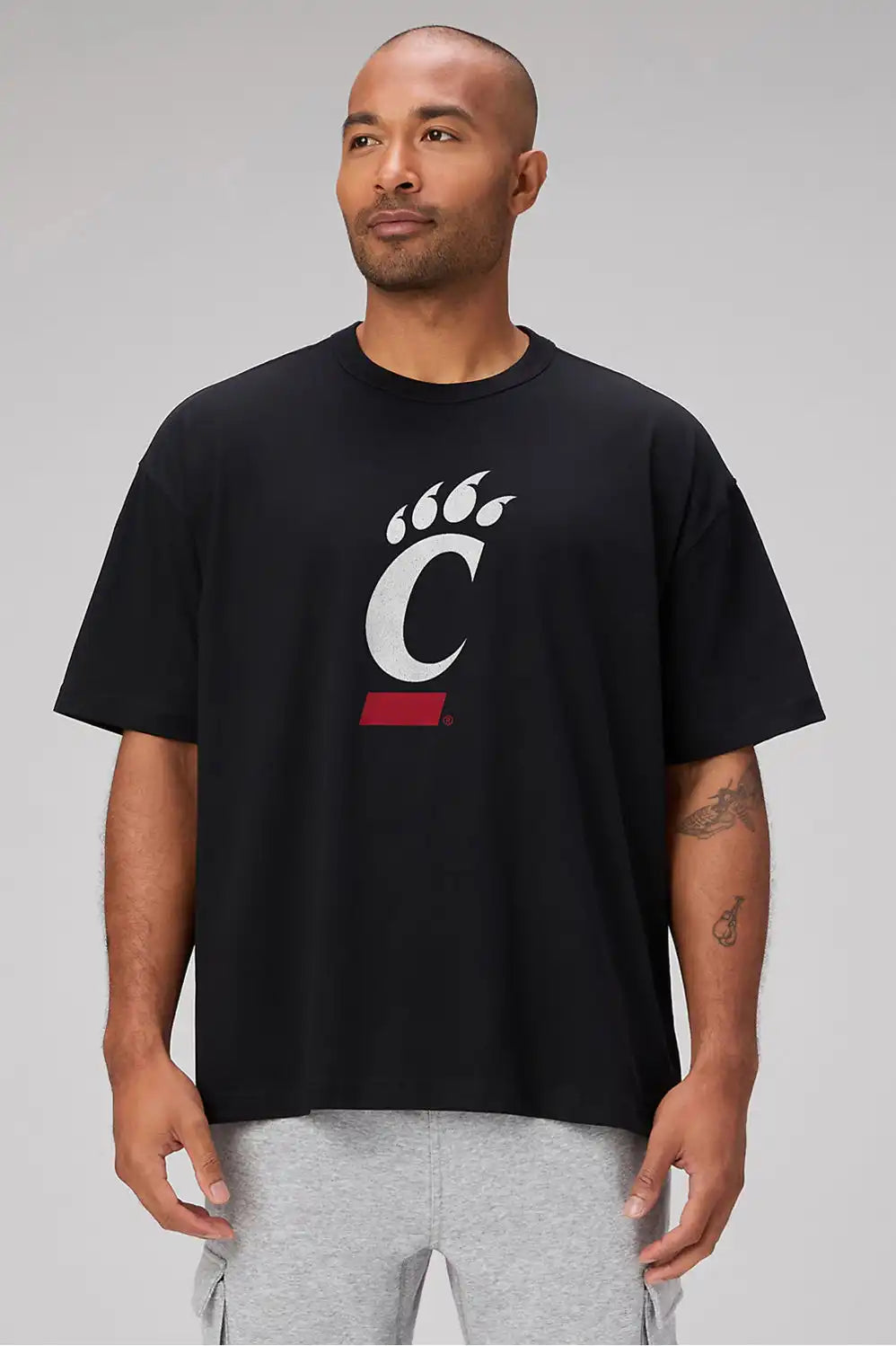 University Of Cincinnati The Effortless Oversized Tee